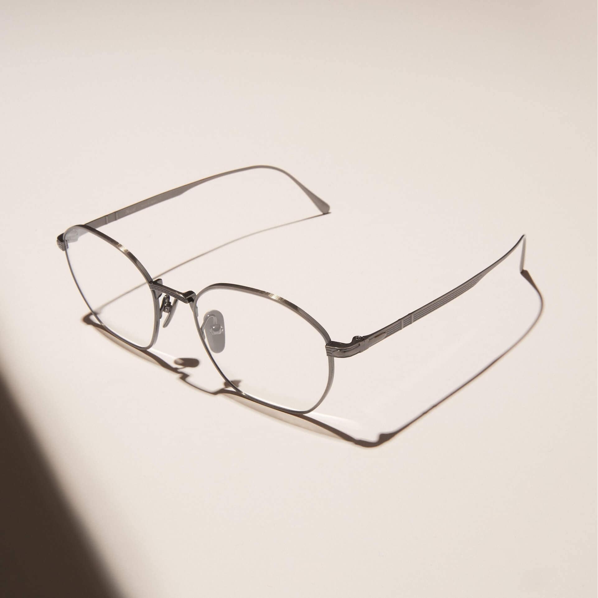 PO Titanium LP Asset04 Product D