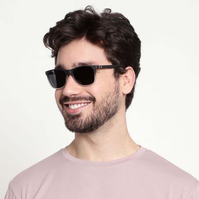 عینک‌های مناسب برای چهره‌های قلبی و مثلثی