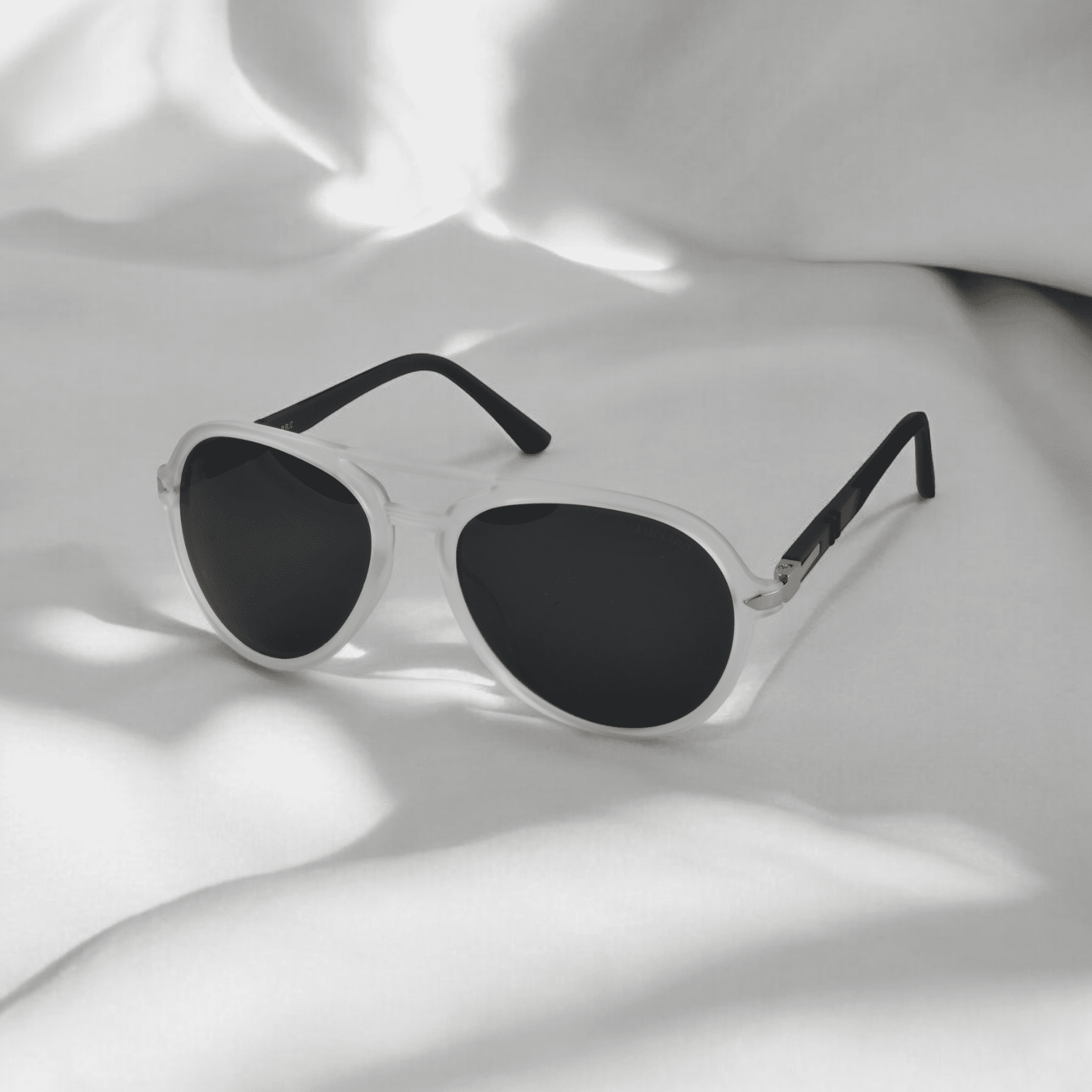 عینک آفتابی مردانه برند لوسیانو کد 2008 5 عینک آفتابی مردانه برند لوسیانو کد 2008 - تصویر 3